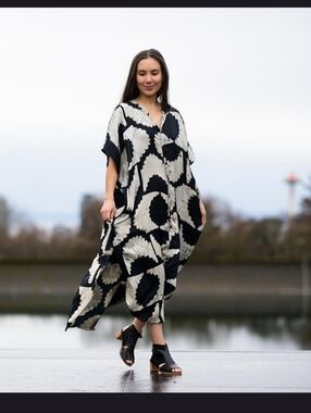 OS Ichcha Sample Sale Sunset Dress